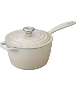 Saucepans & Sauciers Le Creuset 2 1/4 Qt. Signature Saucepan W/Stainless Steel Knob - Meringue