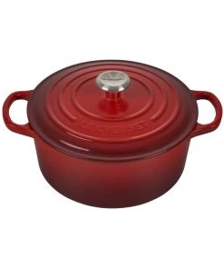 Le Creuset 3 1/2 Qt. Signature Round French Oven W/Stainless Steel Knob - Cherry