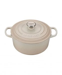 Dutch Ovens & Brasiers Le Creuset 4 1/2 Qt. Signature Round Dutch Oven W/Stainless Steel Knob - Meringue