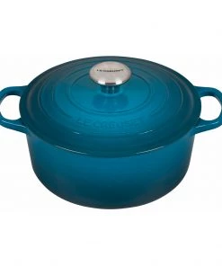 Le Creuset 4 1/2 Qt. Signature Round Dutch Oven W/Stainless Steel Knob - Deep Teal Dutch Ovens & Brasiers