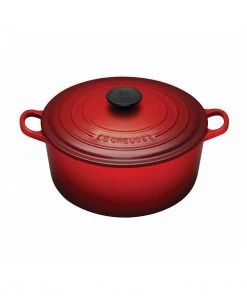 Le Creuset 4 1/2 Qt. Signature Round French Oven - Cherry