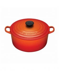 Le Creuset 4 1/2 Qt. Signature Round French Oven - Flame