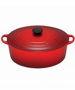 Le Creuset 6 3/4 Qt. Signature Oval French Oven - Cherry