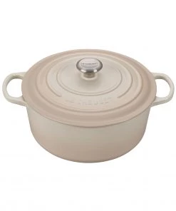 Le Creuset 7 1/4 Qt. Signature Round Dutch Oven W/Stainless Steel Knob - Meringue Dutch Ovens & Brasiers