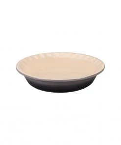 Le Creuset 9" Heritage Pie Dish - Oyster